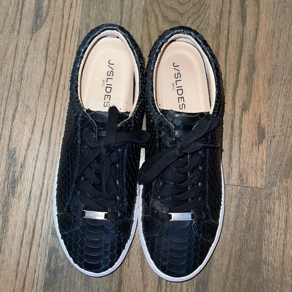 J/Slides Lacee Sneakers - Picture 6 of 9